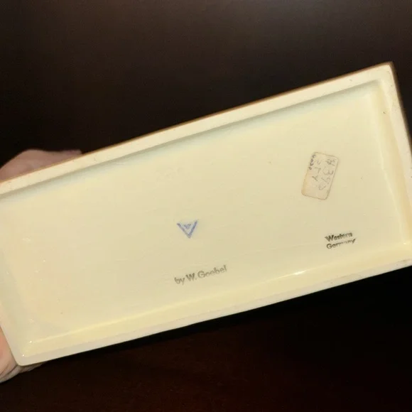 Goebel Hummel figurine called The Mail Is Here (number 226